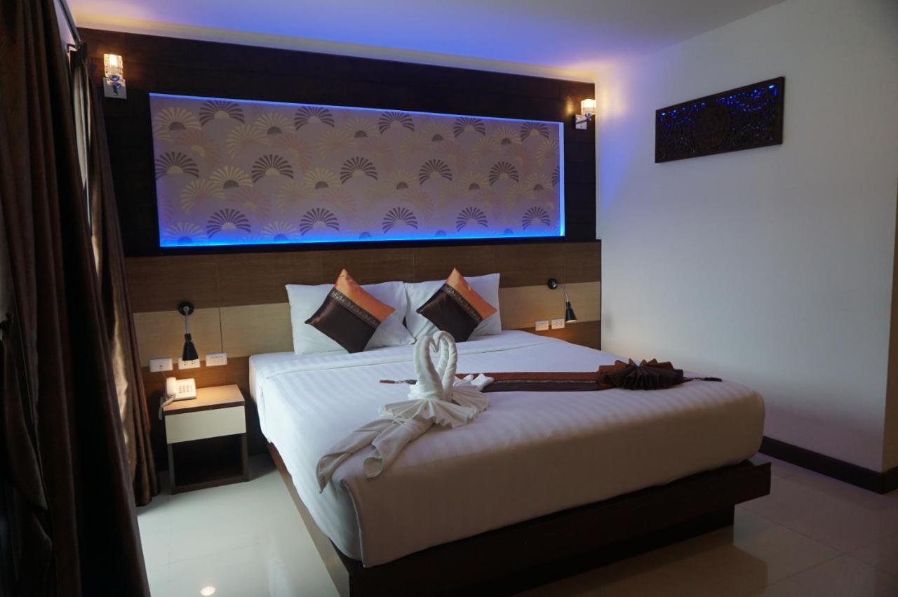 Готель Patong Mansion - Sha Certified Екстер'єр фото