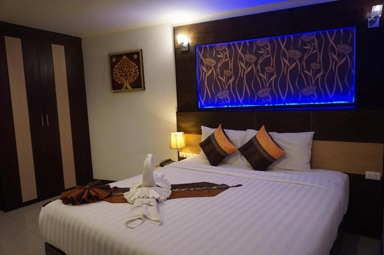 Готель Patong Mansion - Sha Certified Екстер'єр фото