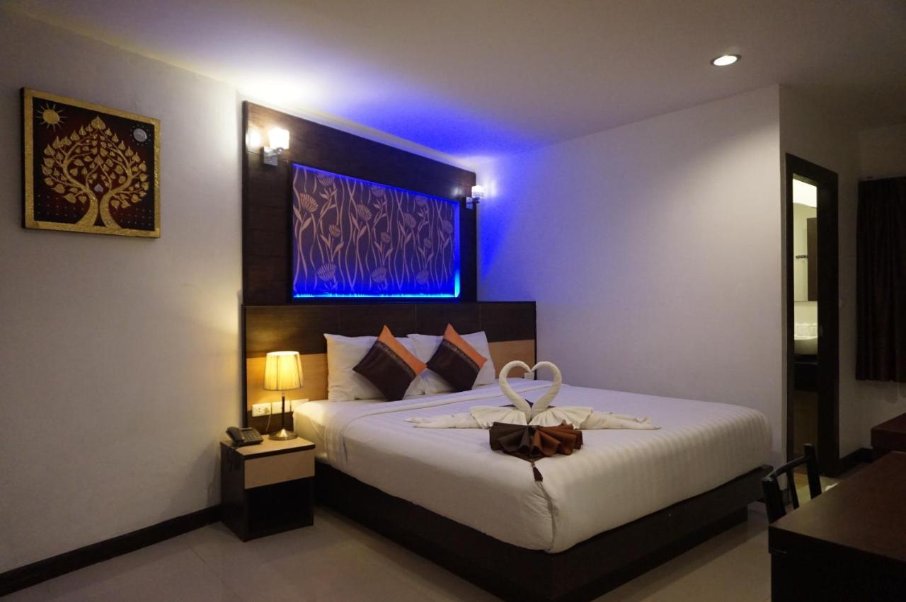 Готель Patong Mansion - Sha Certified Екстер'єр фото