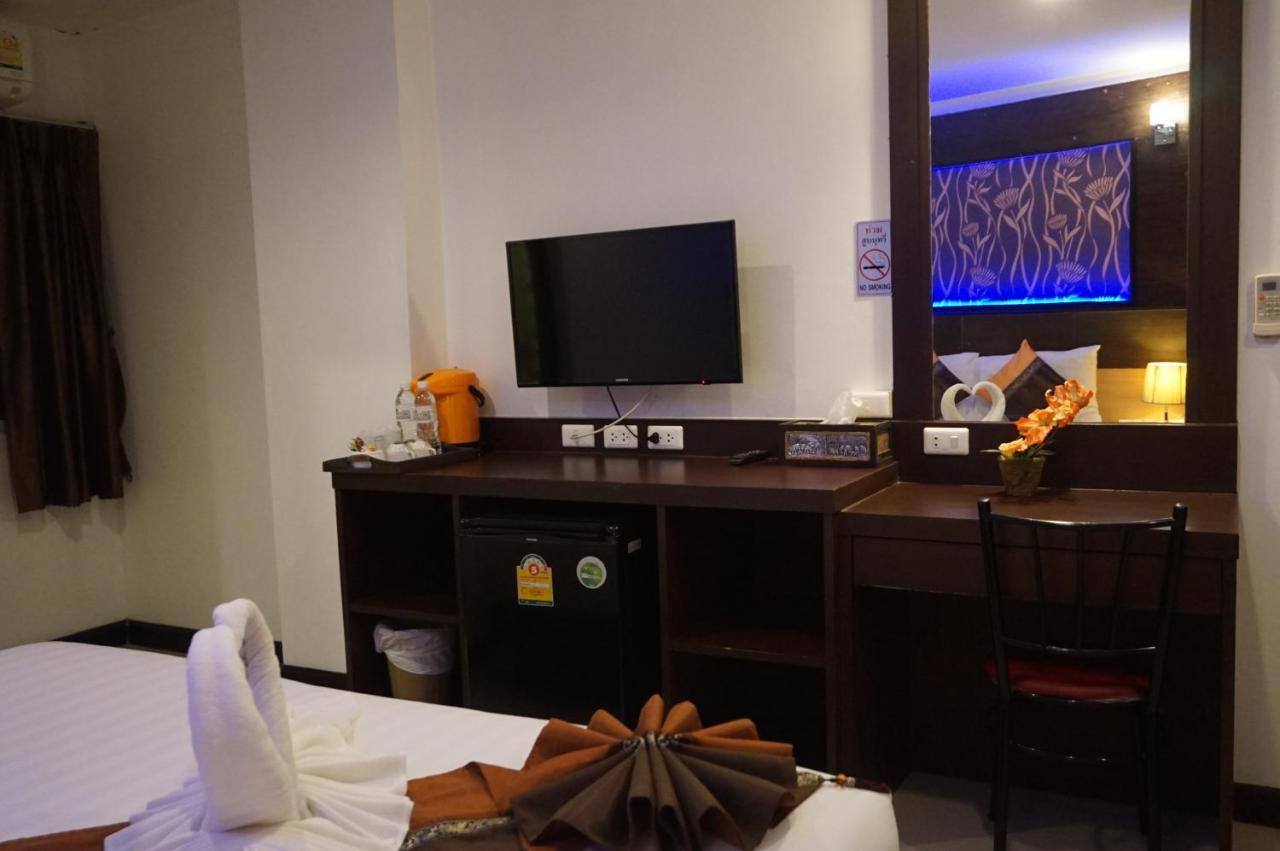 Готель Patong Mansion - Sha Certified Екстер'єр фото