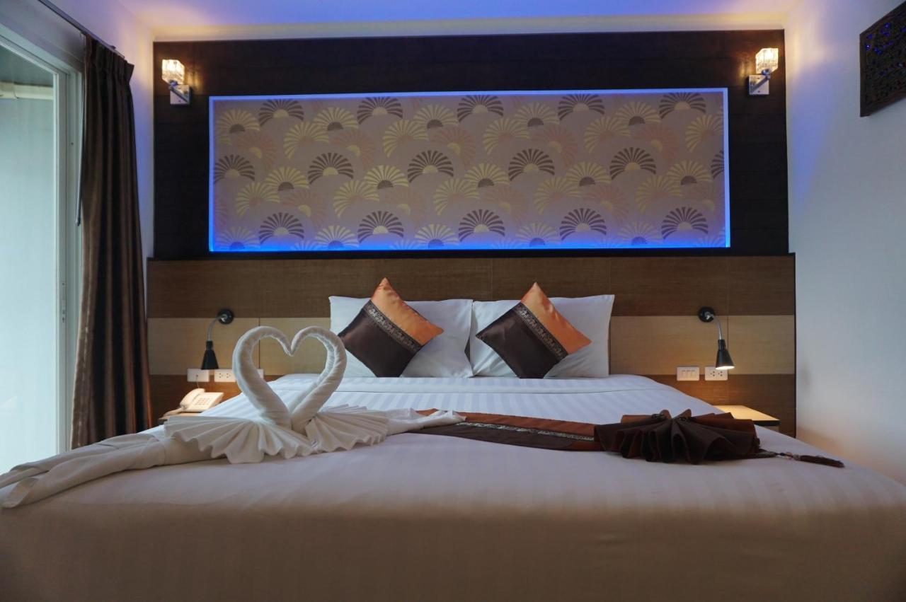 Готель Patong Mansion - Sha Certified Екстер'єр фото