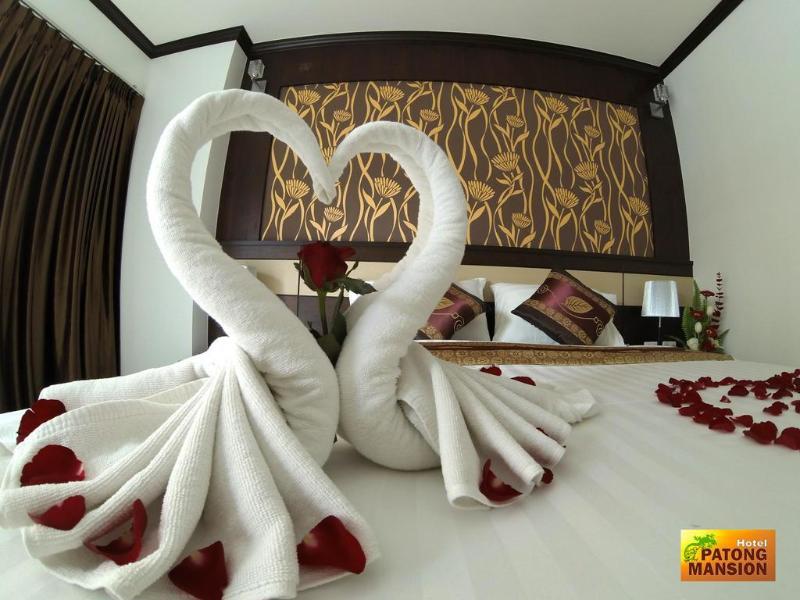 Готель Patong Mansion - Sha Certified Екстер'єр фото