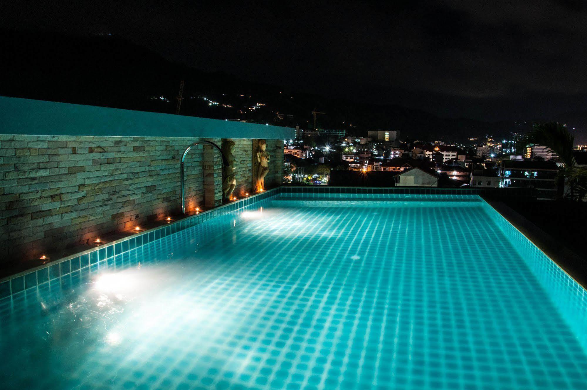 Готель Patong Mansion - Sha Certified Екстер'єр фото